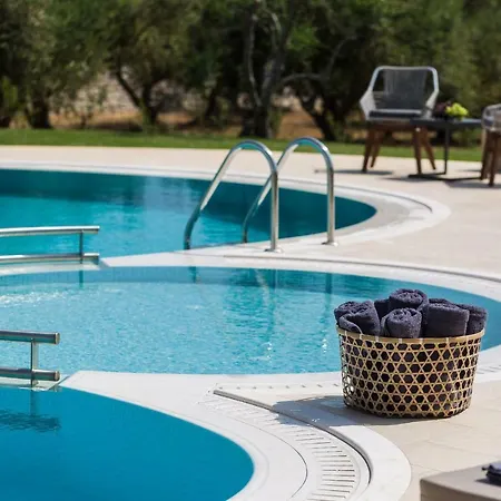 فيلة Aelia Residence, Wellness & Leisure With Heated Pool, By Thinkvilla