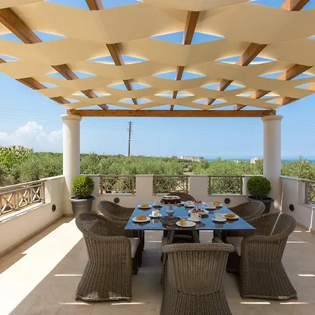 Aelia Residence, Wellness & Leisure With Heated Pool, By Thinkvilla سْكاليتا